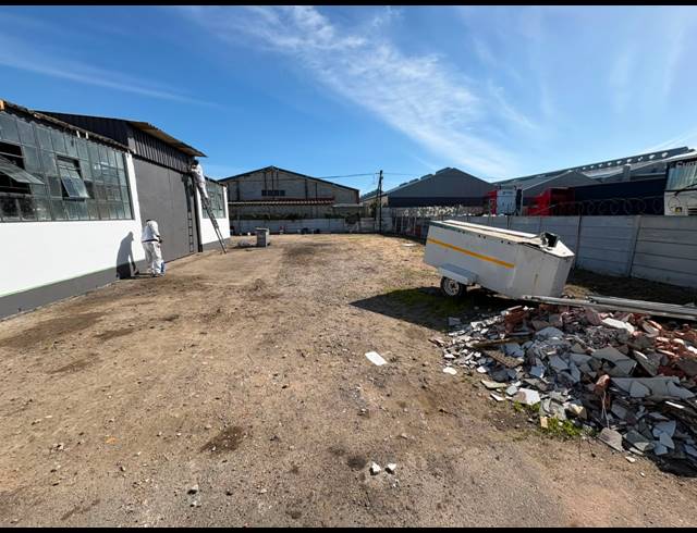 375M² WAREHOUSE TO LET IN ONVERWACHT